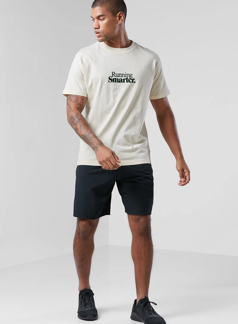 New Balance Athletics 70S Run  Graphic T-Shirt