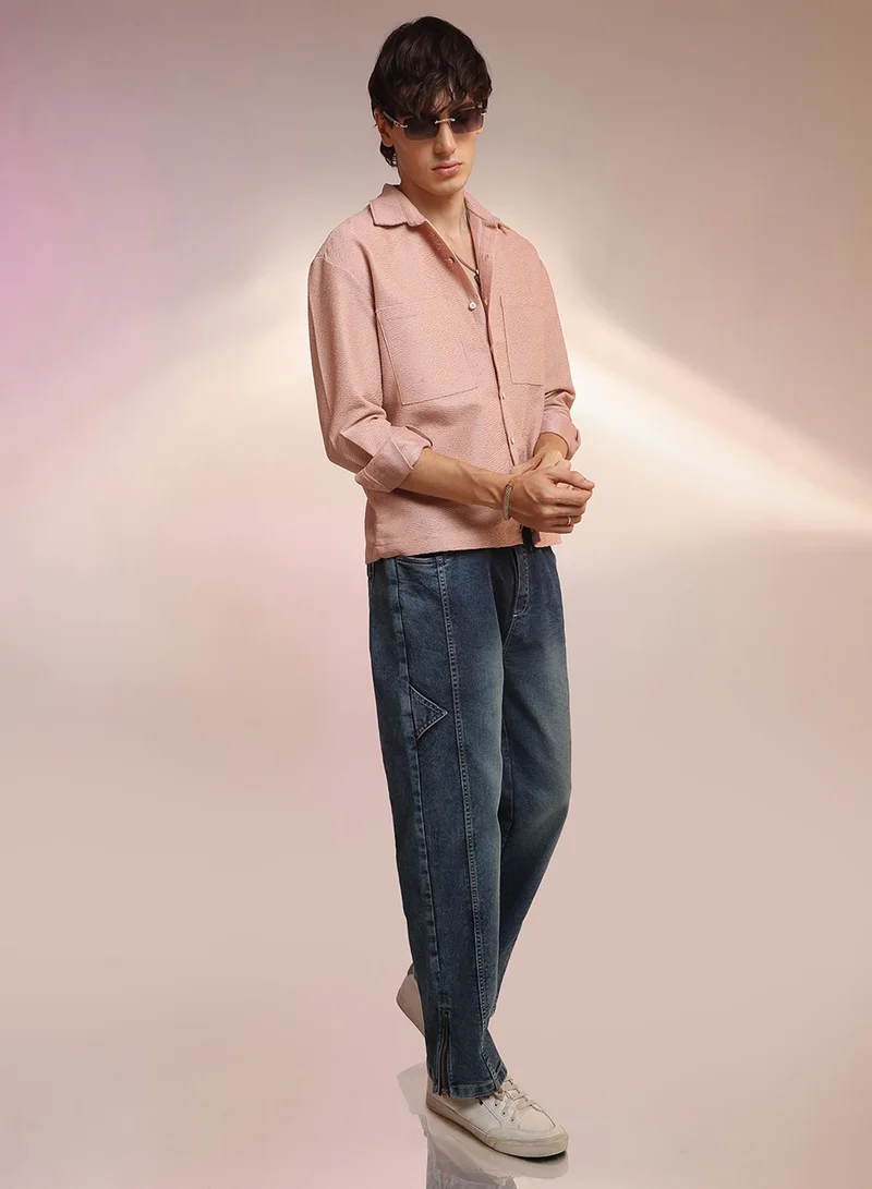 Campus Sutra Campus Sutra Men's Blush Pink Chevron-Woven Utility Shirt For Casual Wear | Spread Collar | Long Sleeve | Button Closure | Shirt Crafted With Comfort Fit For Everyday Wear