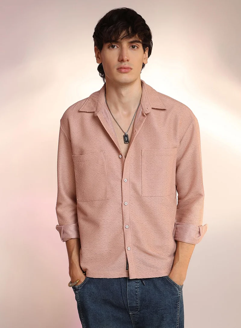 Campus Sutra Campus Sutra Men's Blush Pink Chevron-Woven Utility Shirt For Casual Wear | Spread Collar | Long Sleeve | Button Closure | Shirt Crafted With Comfort Fit For Everyday Wear