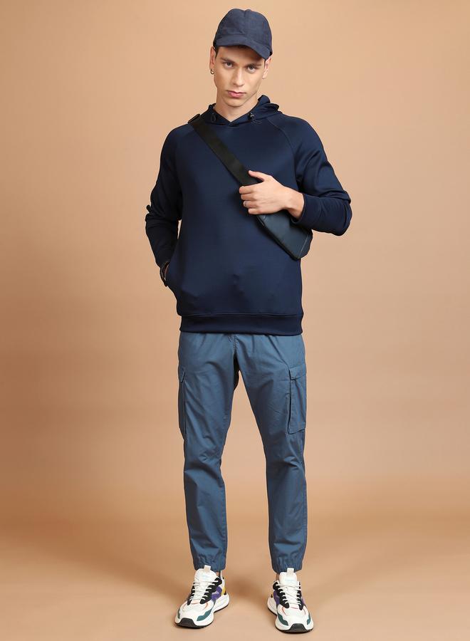 HIGHLANDER Solid Raglan Sleeves Hoodie by Styli - Image 4