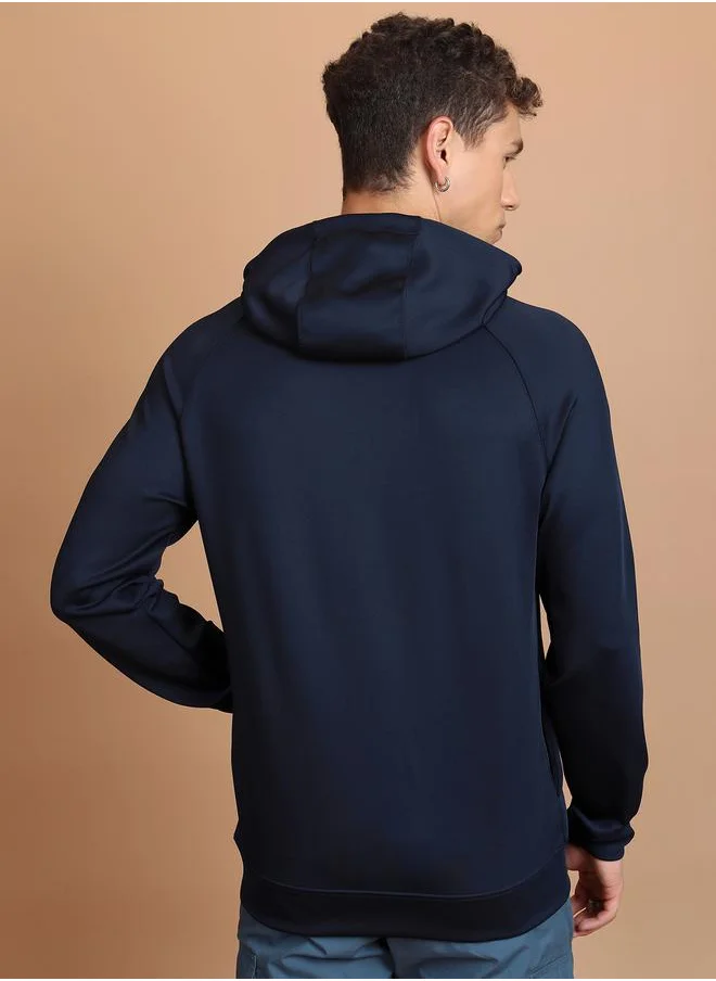 HIGHLANDER Solid Raglan Sleeves Hoodie by Styli