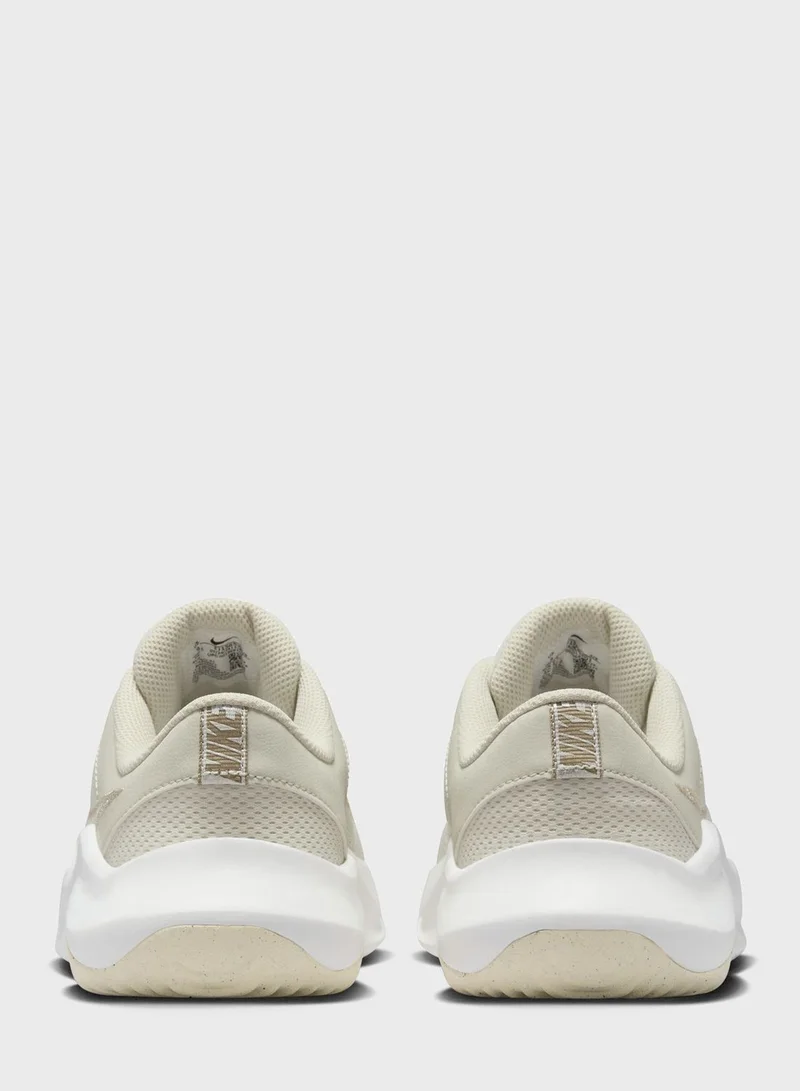 Nike Legend Essential 3 Nn Premium