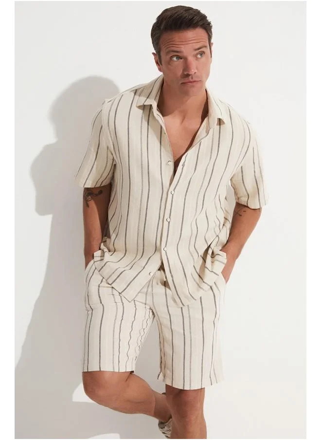 JUNE June Men Linen Look Striped Short Ecru - Black