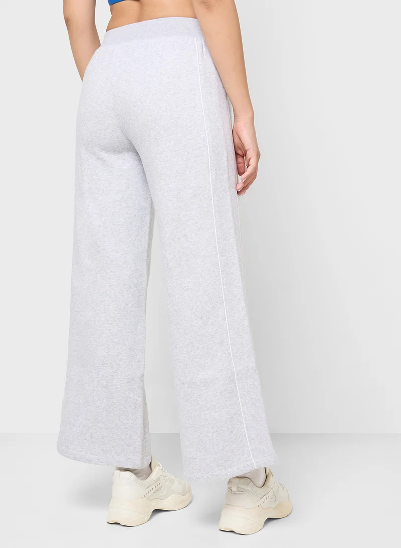 ريبوك Bailey Wide Leg Sweatpants