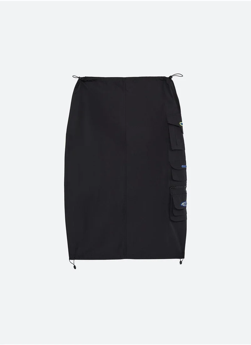 ليس بنجامنز SKIRT 007