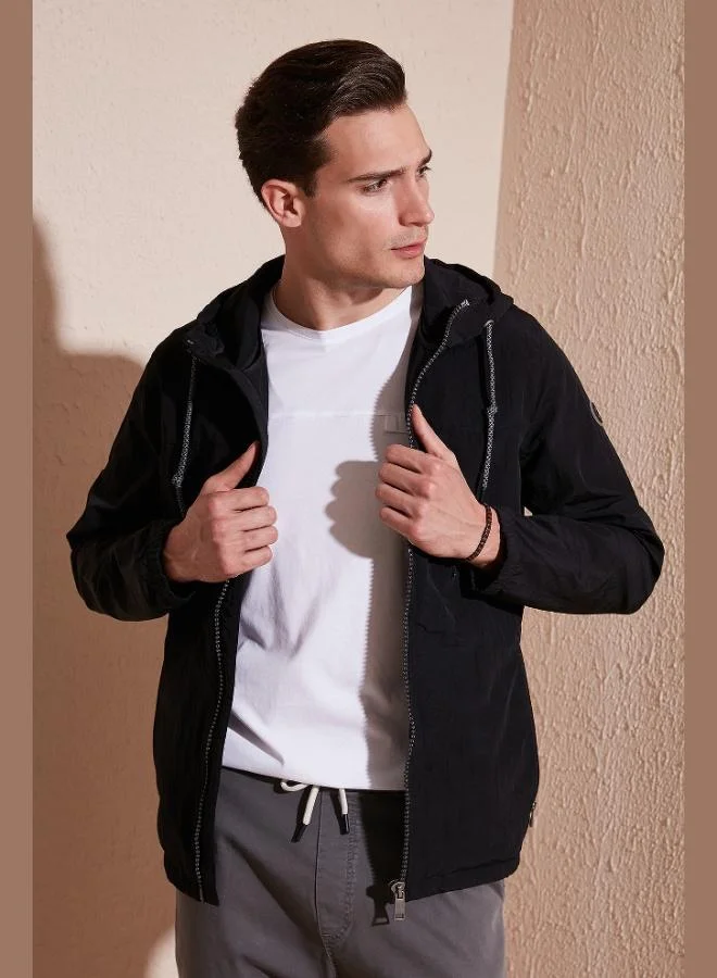 بوراتي جاكيت رجالي بقلنسوة وجيوب من بوراتي