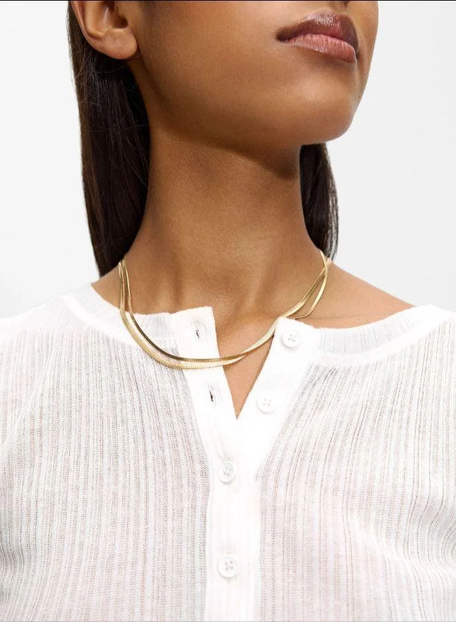 بارفوا مجموعة من العقود القصيرة