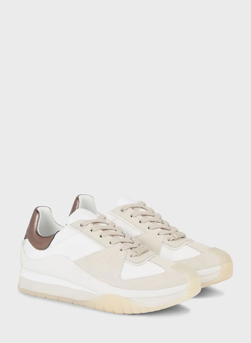 CALVIN KLEIN Lace Up Low Top Sneakers