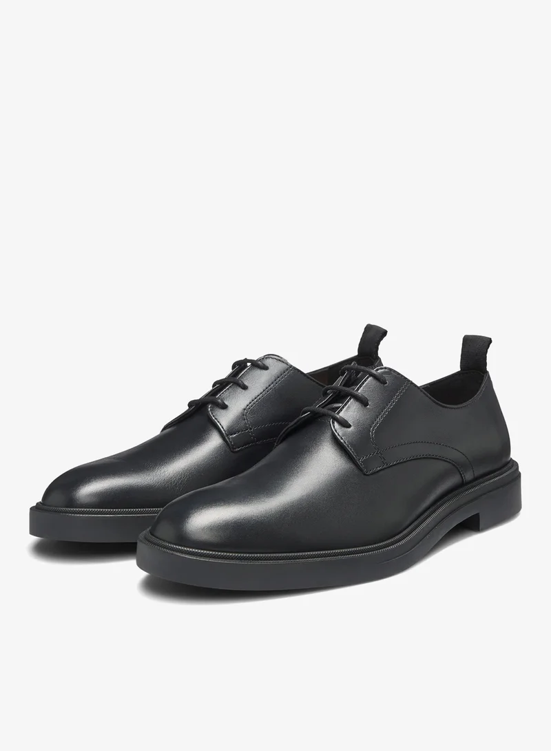 Leather Derby shoes with rubber outsole
