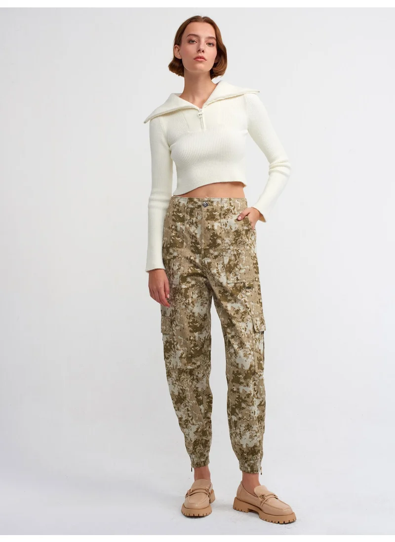 ديلفين 70983 Printed Cargo Pants-Beige