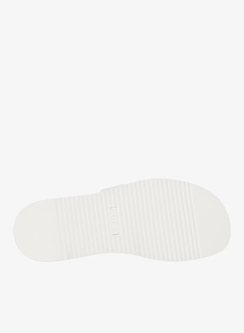Skechers WHITE DURALEATHER Desert Kiss Low for Women | Best Price UAE