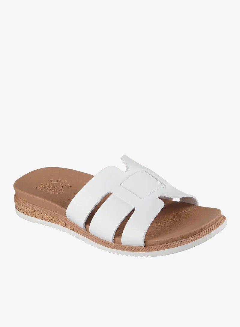 Skechers WHITE DURALEATHER Desert Kiss Low for Women | Best Price UAE