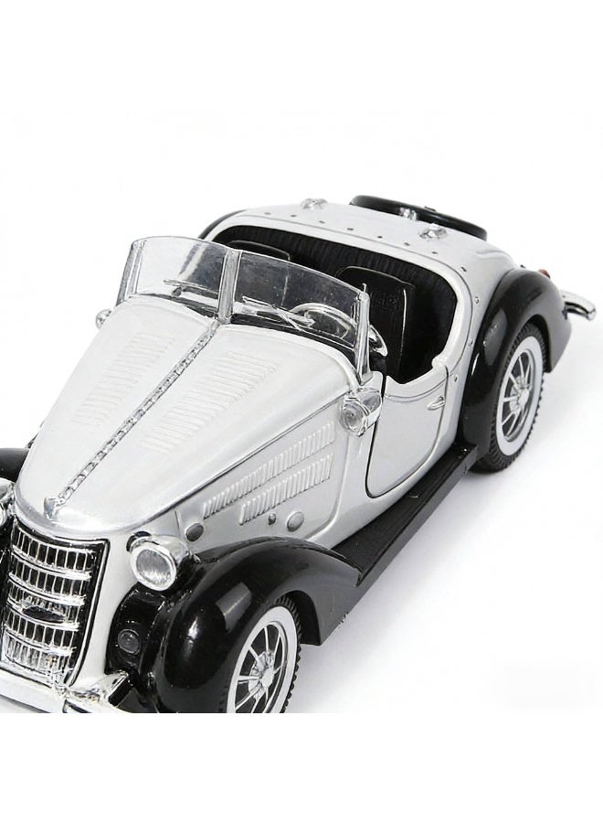 White 1:32 scale replica alloy retro car model. Classic design, exquisite ornament. Doors open with pullback mechanism. A great collectible toy for children. - Image 4