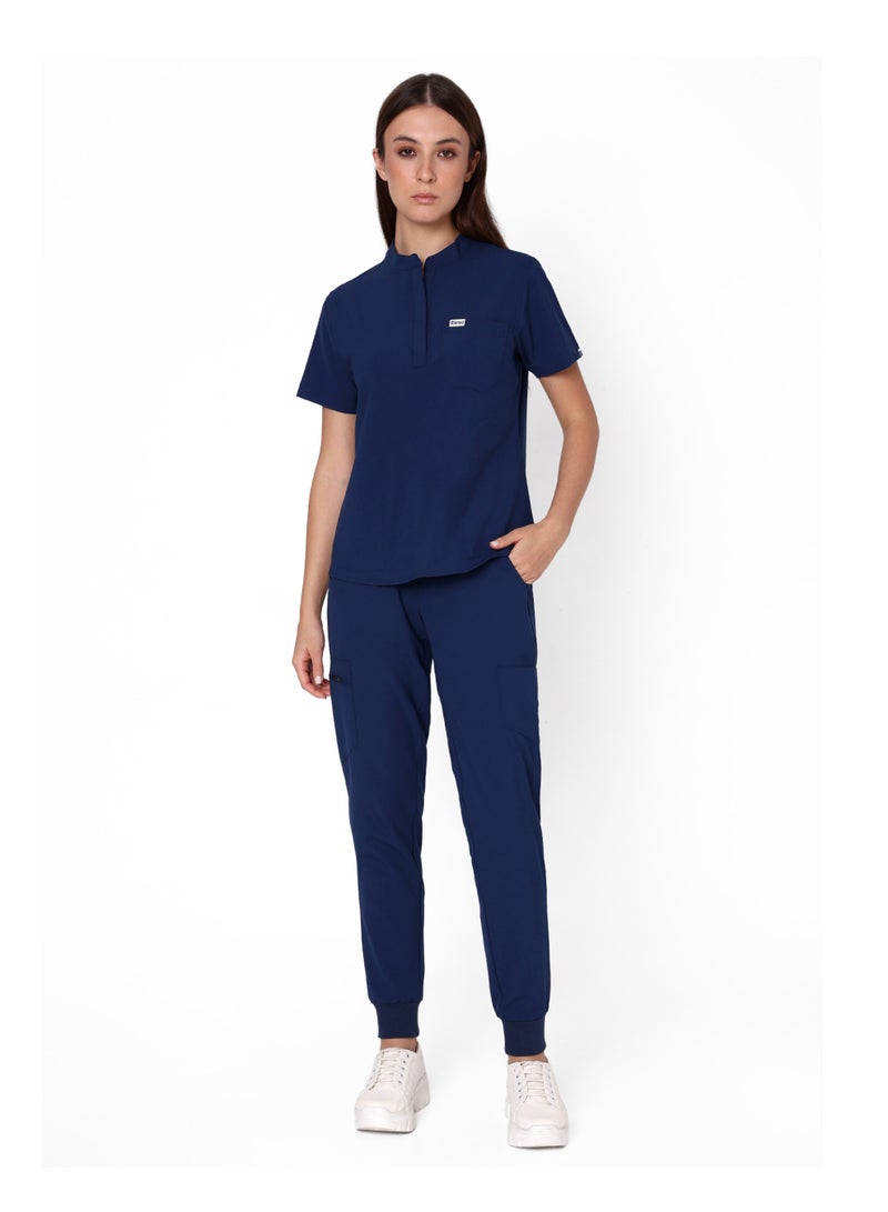 KNYA بدلة طبية نسائية من KNYA Ecoflex | 8 جيوب | بلوزة ماندرين | بنطال كارجو | قماش مطاطي في أربعة اتجاهات | للأطباء (مقاس 2XL، أزرق داكن) - Image 1