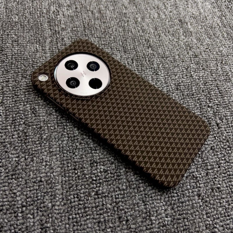Magnetic Matte PC Half-Wrap Phone Case with Shockproof Heat Dissipation and Anti-Fingerprint Protection - Image 1