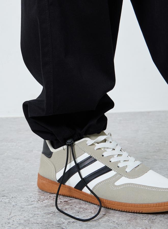 ستايلي بنطال بقصة مريحة وتفاصيل ألواح - Image 3