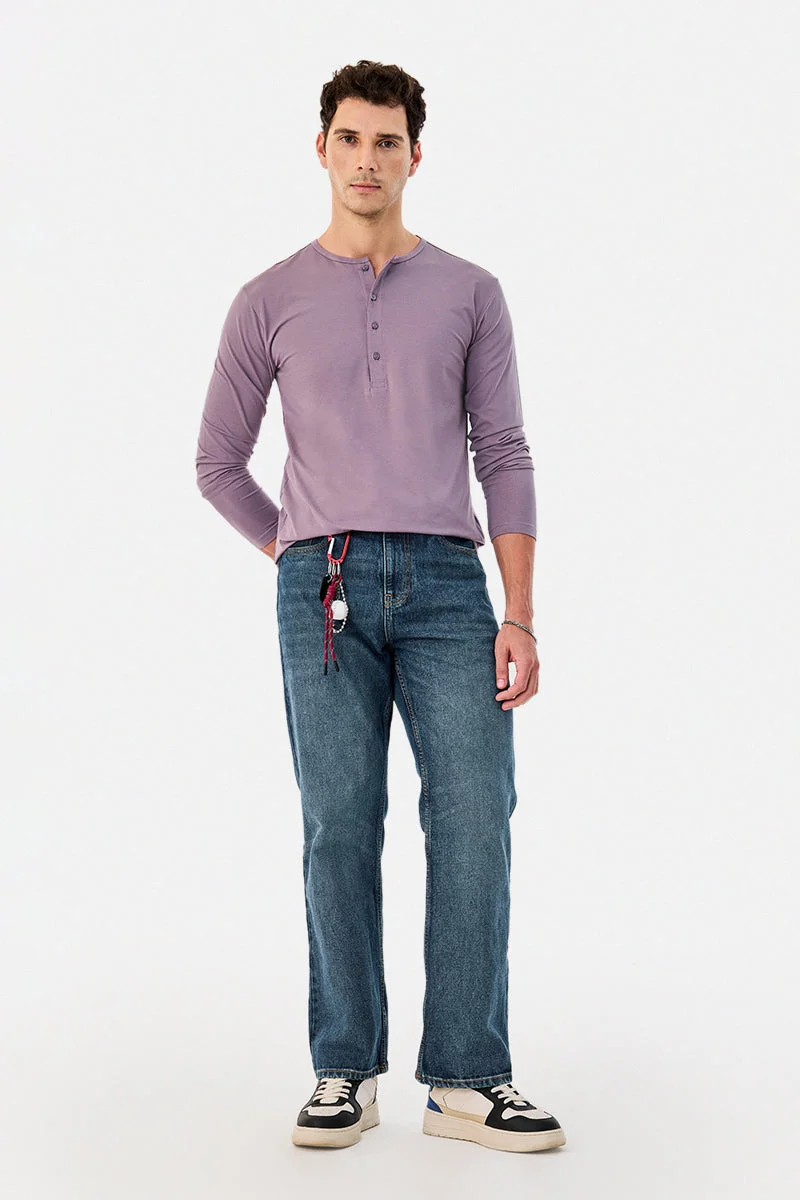 سنيتش تي شيرت بياقة هينلي بقصة عادية مطاطية