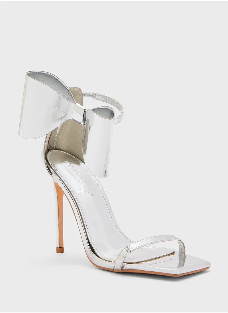 بابليك ديزاير Ithica Sandal