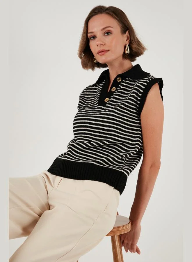 ليلا ليلى سترة محبوكة بياقة على شكل حرف  مخططة للنساء