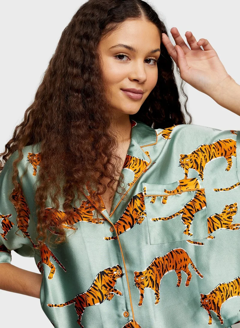 TOPSHOP Printed Shirt & Shorts Set