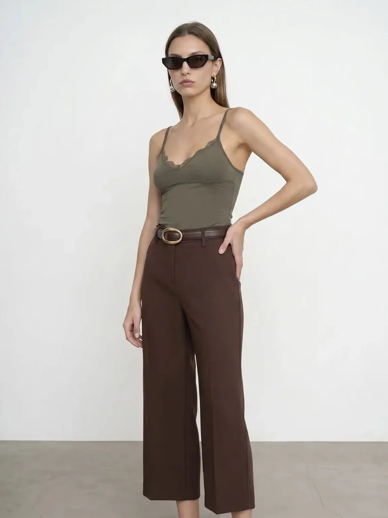 Dilvin DILVIN Lace V-Neck Sleeveless Cami Blouse