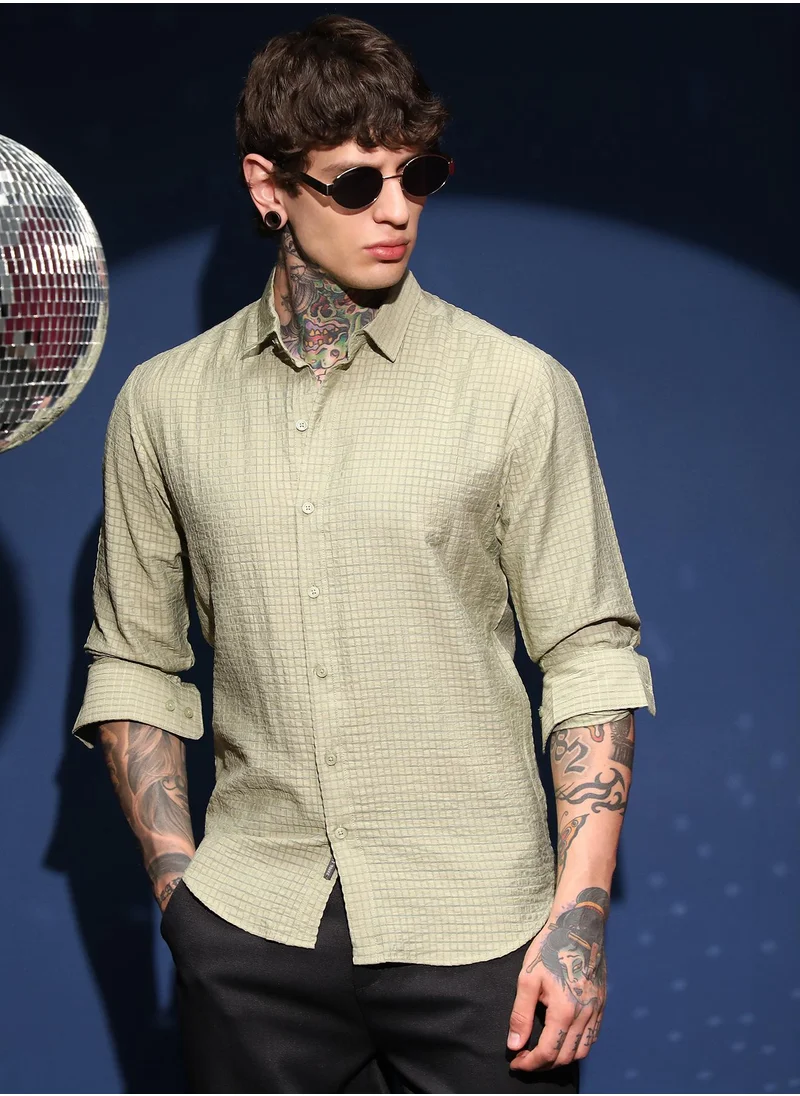 كامبوس سوترا Men's Light Pistachio Grid-Tactura Shirt For Casual Wear | Spread Collar | Long Cuffed Sleeves | Button Closure | Shirt Crafted With Comfort Fit For Everyday Wear