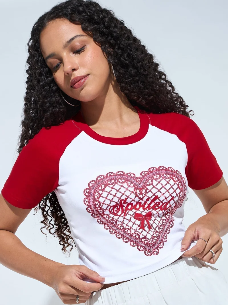 White Crew Neck Graphic Tshirt