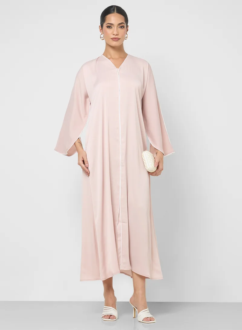خزانة Abaya With Contrast Piping