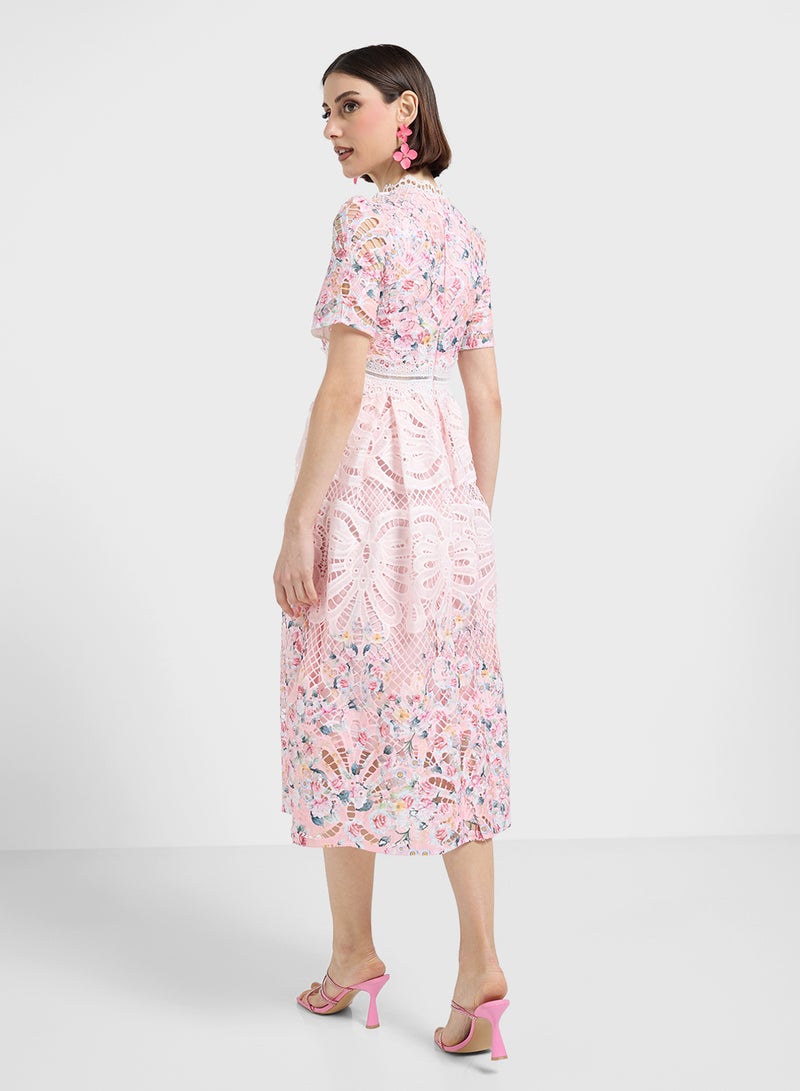 ايلا فستان دانتيل - Image 2