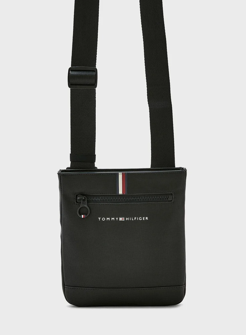 TOMMY HILFIGER Essential Mini Messenger Bag