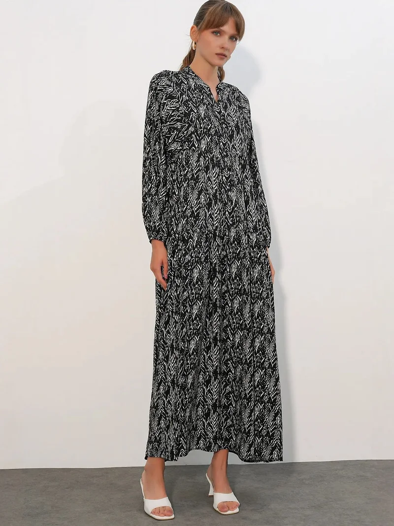 بيغ دارت BDART Patterned V-Neck Maxi Dress
