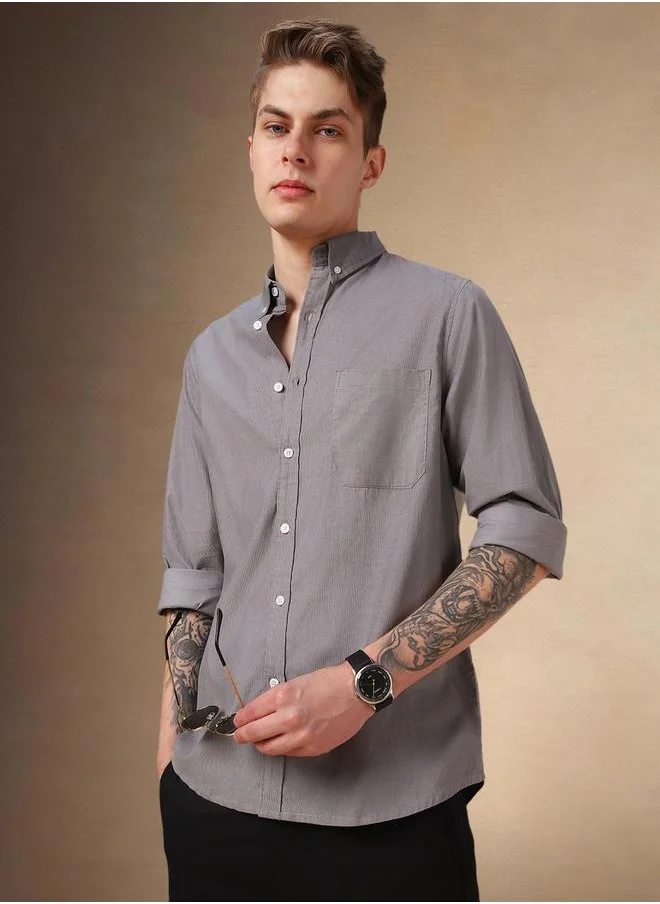 Dennis Lingo Solid Relaxed Fit Spread Collar Shirt with Pocket