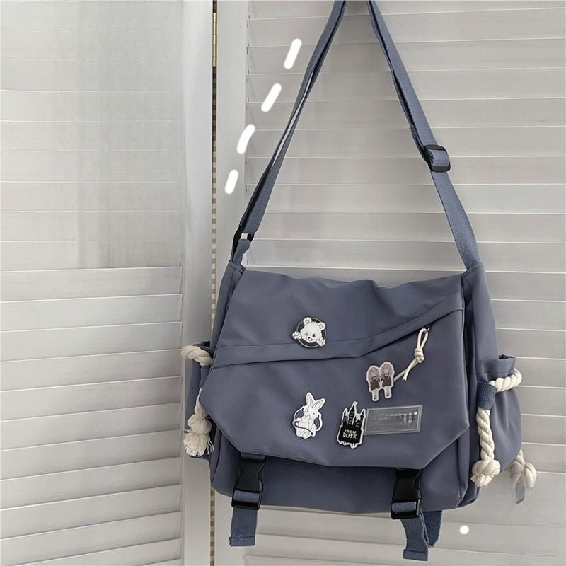 Hong Kong Style Bags, Versatile Literary Korean Style Street Style Shoulder Bags, Student Crossbody Bags, Male And Female Students, For One Piece - Image 4