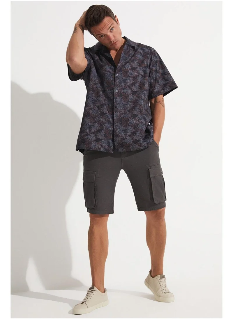JUNE Essential Shorts