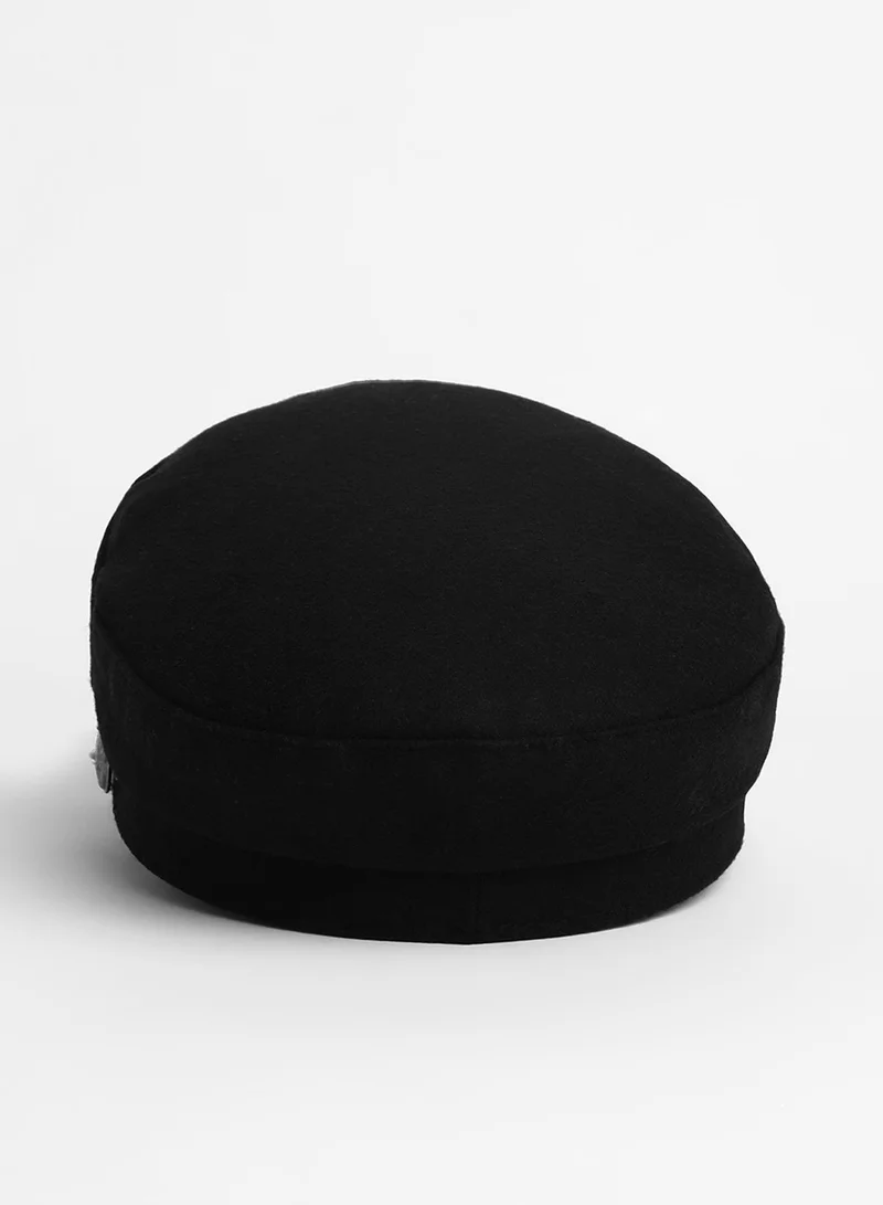 صوص هاوت Chain-Lined Bakerboy Cap - Midnight Black