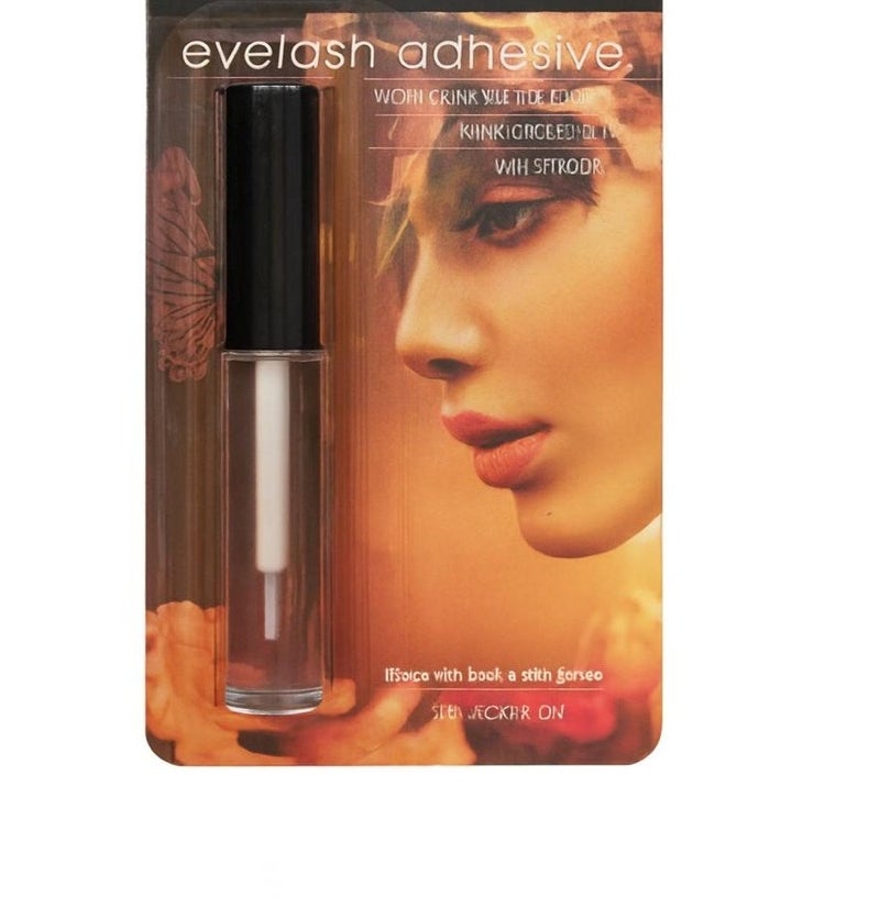Clear eyelash glue in a strong, waterproof, eyeliner-like shape, suitable for false eyelashes, strips, and lash extensions - 7 ml