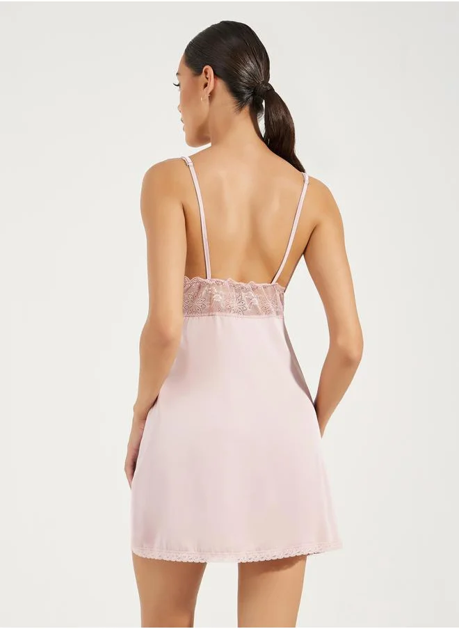 Styli Scalloped Edge Lace Detail Satin Babydoll with Bow and Thong Set