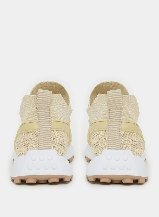 Styli Low Ankle Lace Up Platform Sole Sneakers