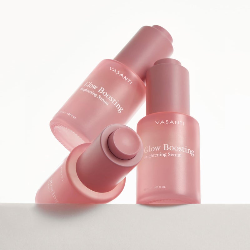 VASANTI Glow Boosting Brightening Serum â€“ Vitamin C Face Serum with Arbutin, Bearberry & Antioxidants for Radiant Complexion, Even Skin Tone, Dark Spot Reduction & Hydrated, Glowing Skin â€“ 30mL - Image 4