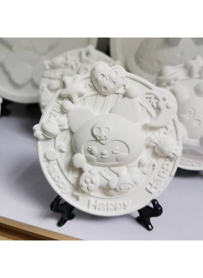 xozgdovg Liou Kulomi Gypsum Relief Painting Pendant Children's Handmade DIY Graffiti Doll Cinnamon Dog Aromatherapy Listing-Color:Kuromi Listing-1 White Embryo  - Image 1