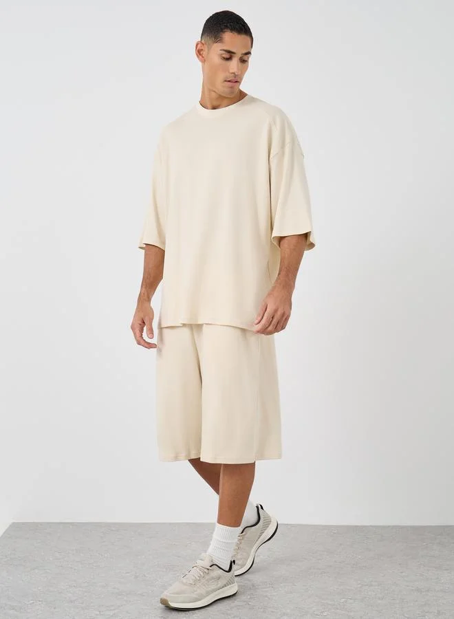 Styli Styli Boxy Fit Printed T-Shirt and Oversized Shorts Co-Ords