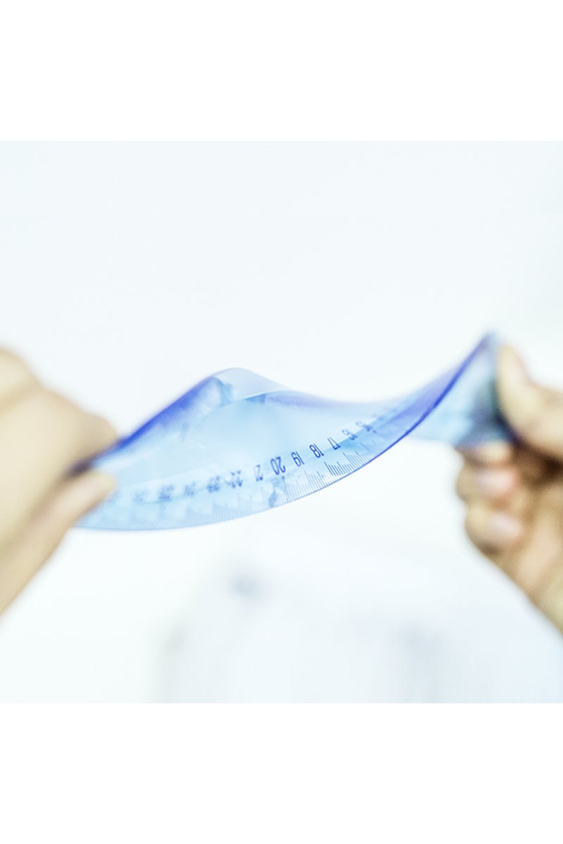 Deli 6209 Ruler, 30cm (12 Inch) Flexible Transparent, Blue/Green – For School & Daily Use - Image 5