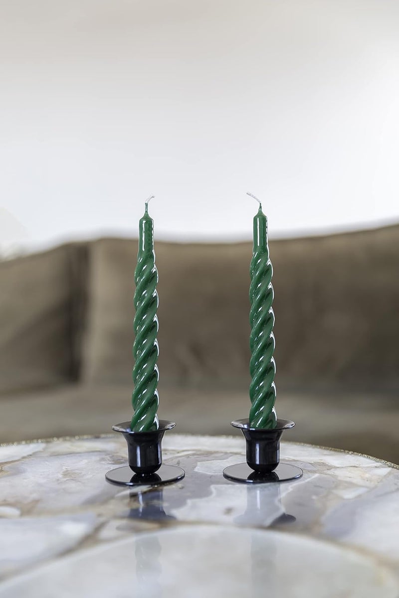شموع “Candles with a Twist®”， مصنوعة في إيطاليا، متوفرة بـ 25 لونًا، شموع للعشاء، شموع ملتوية تحترق لمدة 5 ساعات، شموع مخروطية الشكل، مطلية، مجموعة هدايا من الشموع بدون رائحة، 6 قطع. الحجم: 2.2 × 21 سم (لون أخضر). - Image 4
