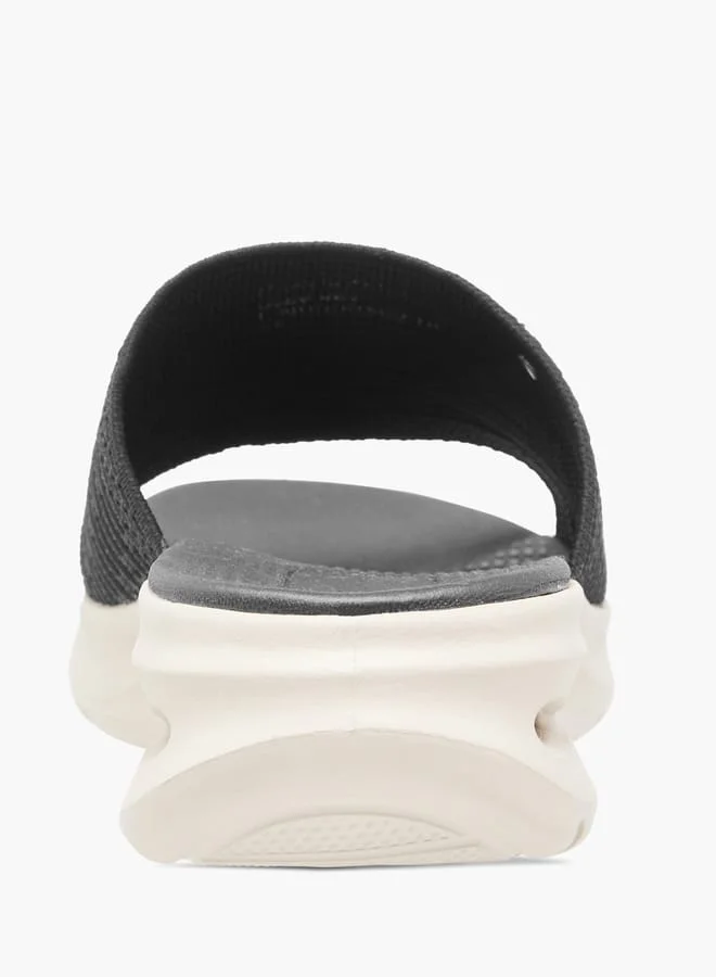 Le Confort Womens Textured Slide Sandals With Slip-On Closure