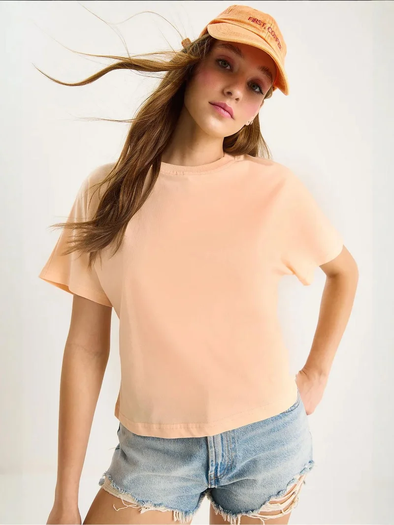 Bianco Lucci LUCCI Cotton Crew Neck T-Shirt