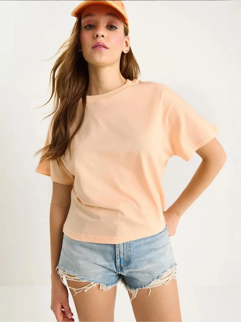 Bianco Lucci LUCCI Cotton Crew Neck T-Shirt