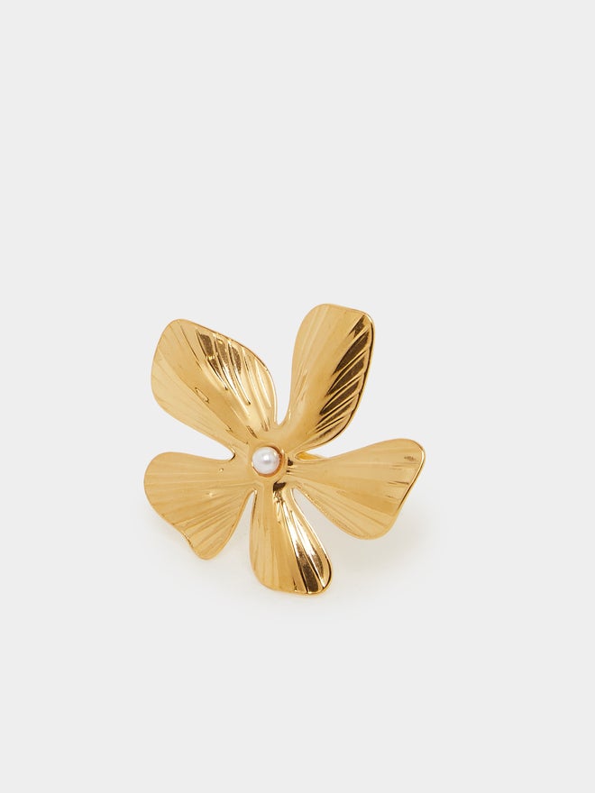Styli Styli Oversized Flower Accent Ring  - Image 1