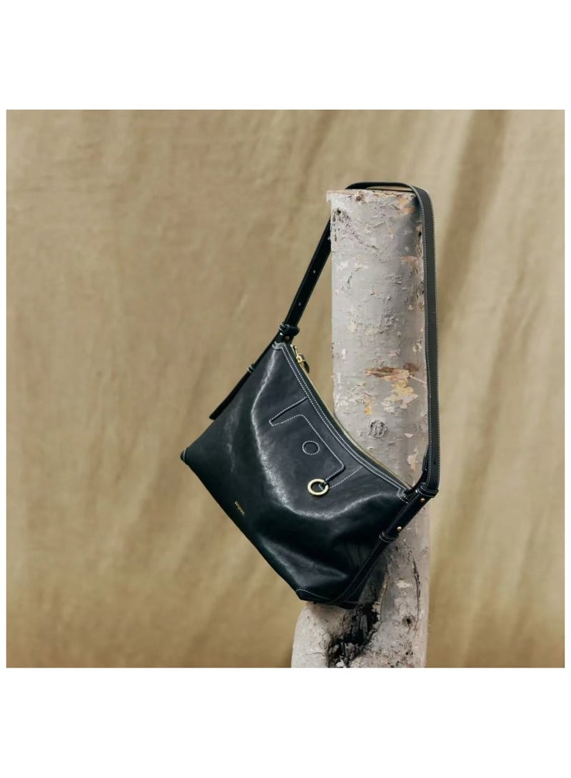 Songmont Under Songmont Mountain, there is a series of casual hobo bags with a trace of pine, made of suede, with an underarm strap, suitable for commuting, and shaped like a dumpling. They are perfect for women in autumn and winter. - Image 3