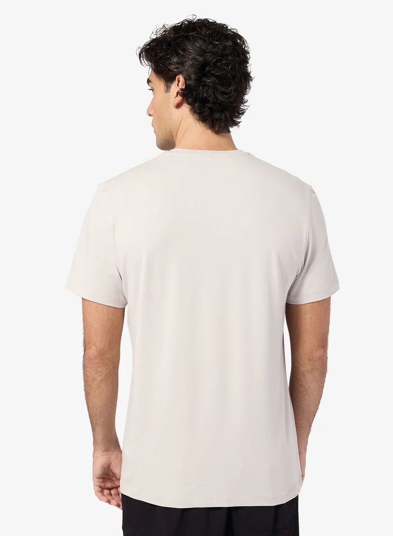 GUESS Crew Neck Short Sleeve Logo Box Tee