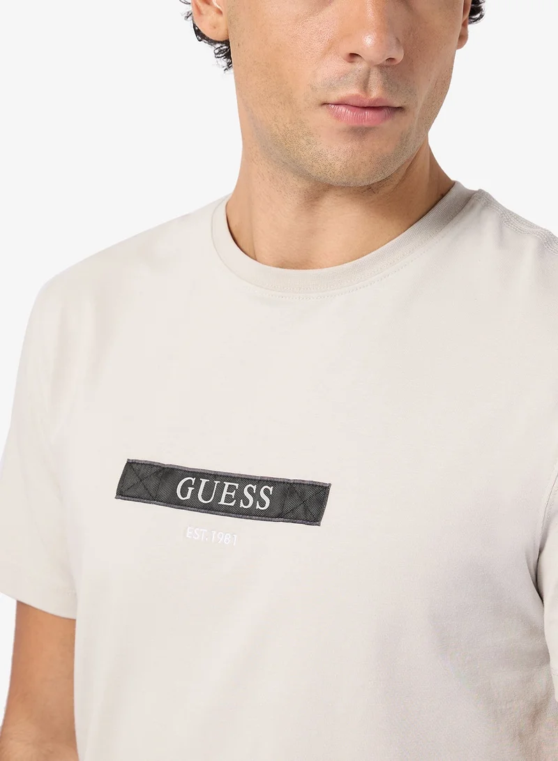 GUESS Crew Neck Short Sleeve Logo Box Tee